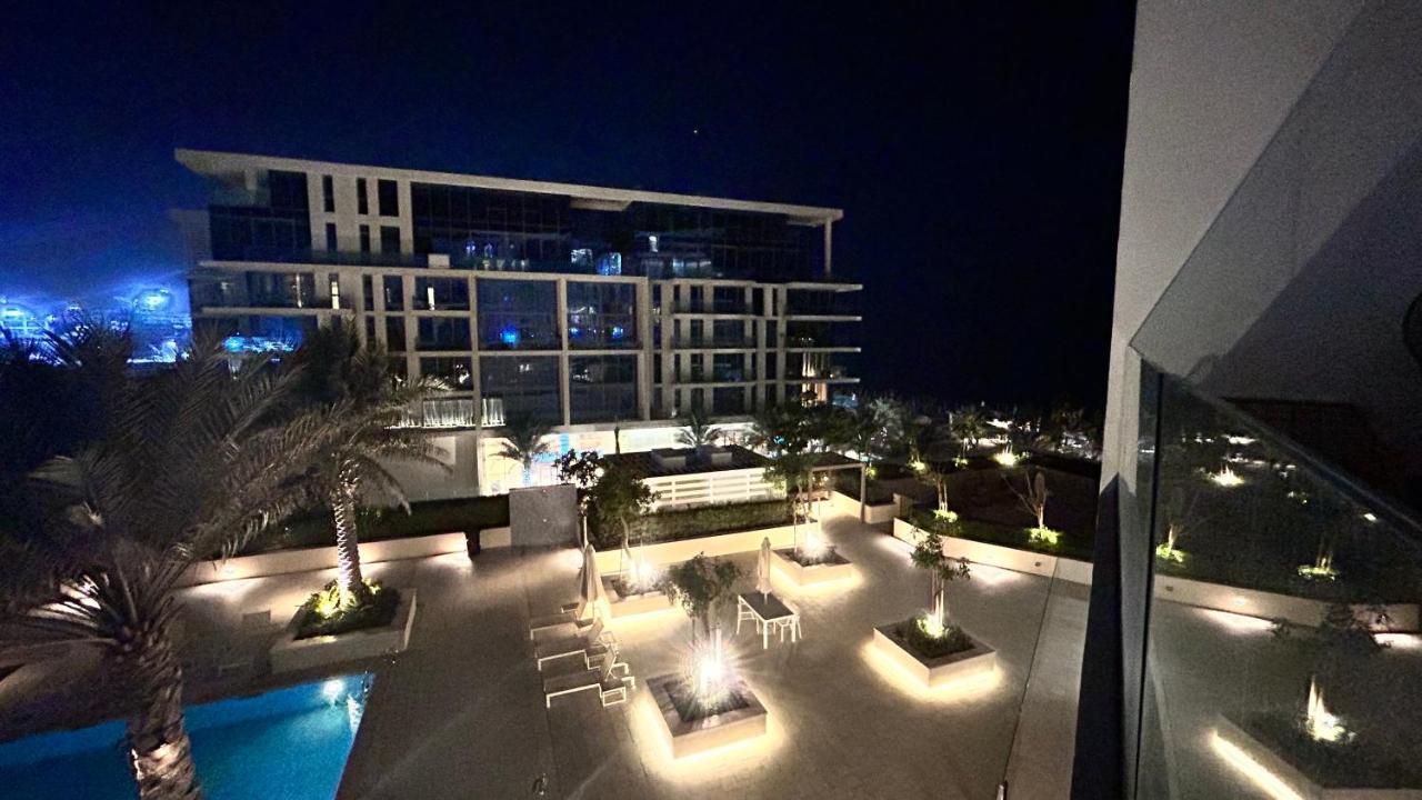 1-bed Loft With Pool View Abou Dabi