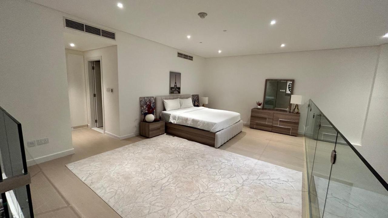 1-bed Loft With Pool View